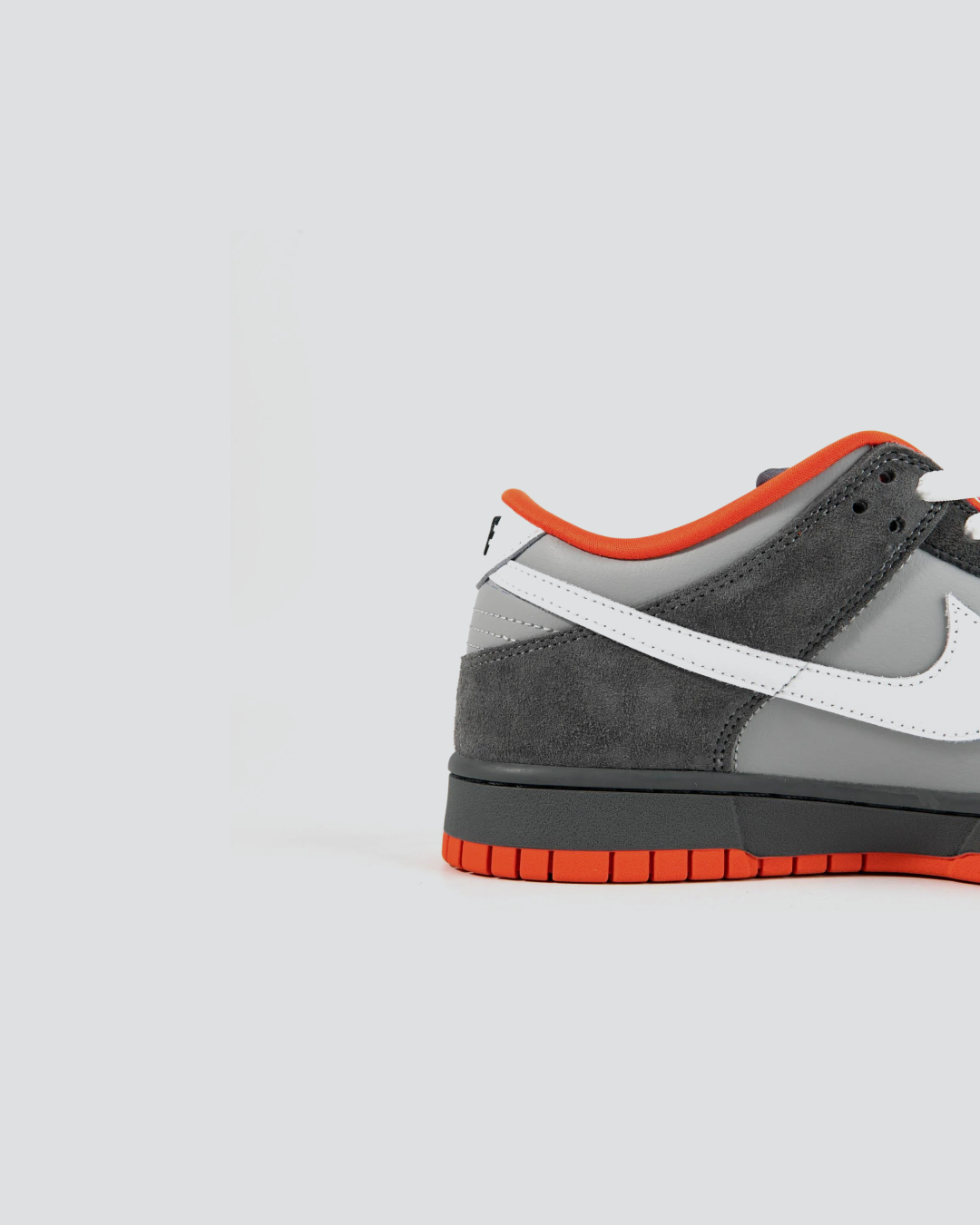 Jeff Staple x Nike Dunk Low Pro SB 'Pigeon'