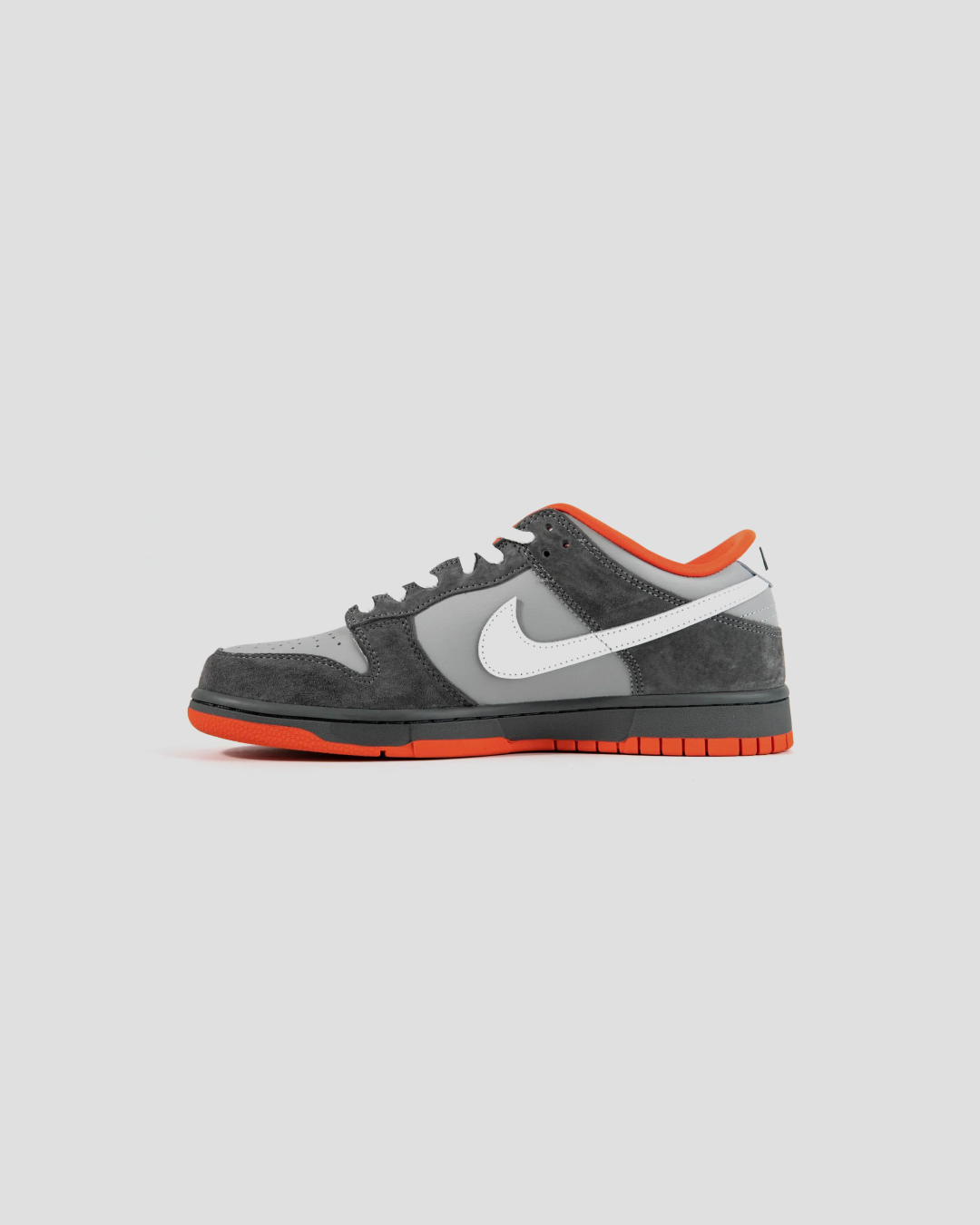 Jeff Staple x Nike Dunk Low Pro SB 'Pigeon'