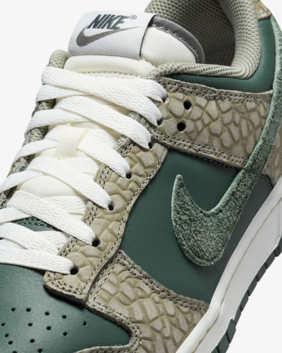 Nike SB Dunk Low ‘Urban Landscape’ Sneakers