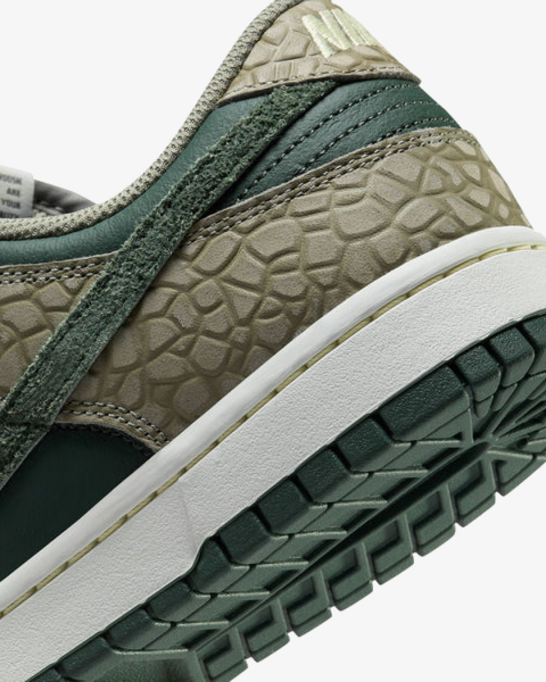 Nike SB Dunk Low ‘Urban Landscape’ Sneakers