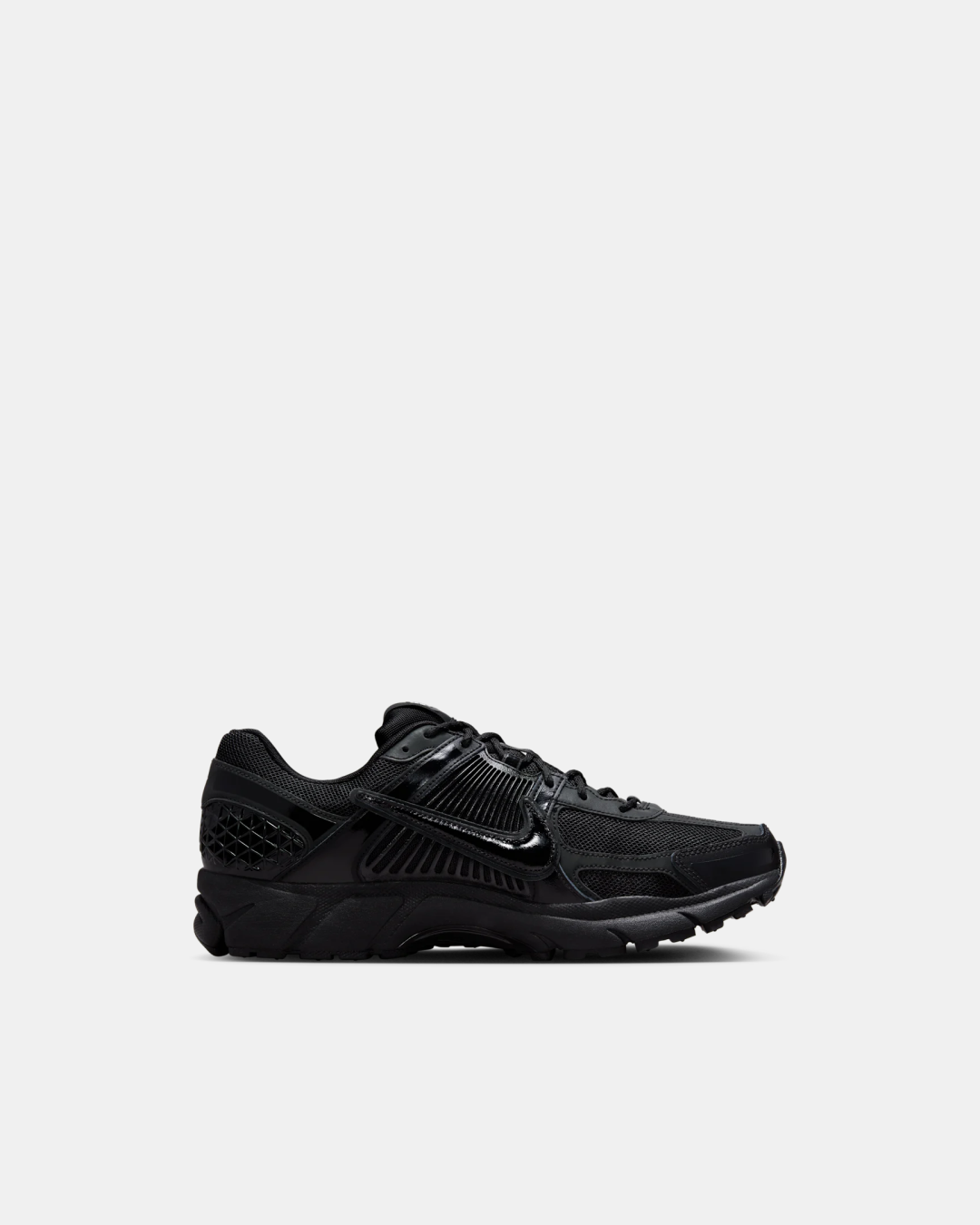 Nike Zoom Vomero 5 Triple Black Sneaker