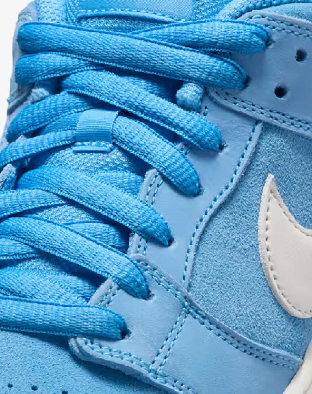 Nike SB Dunk Low ISO 'Orange Label – Carolina Blue/Sail' Sneakers
