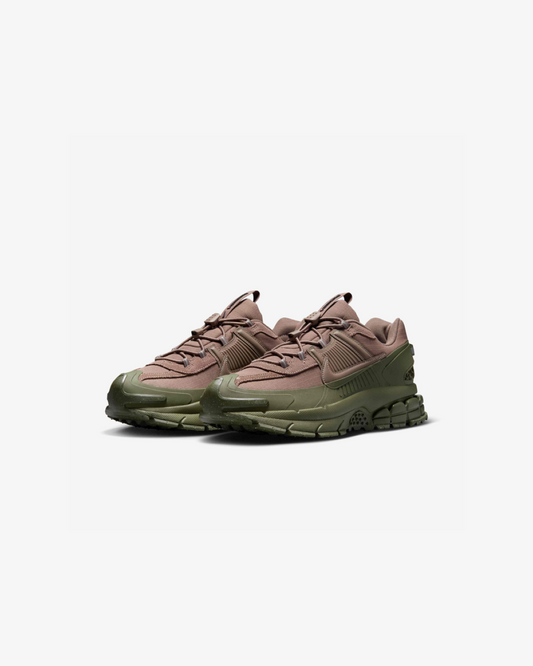 Nike Zoom Vomero 5 Roam 'Brown' Sneakers
