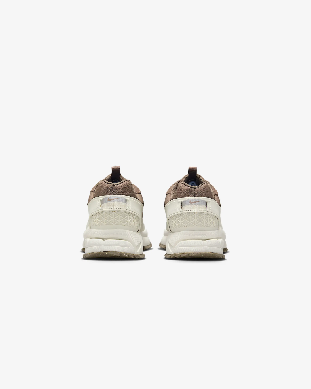 Nike Zoom Vomero 5 Roam "Light Bone Mink Brown" Sneakers
