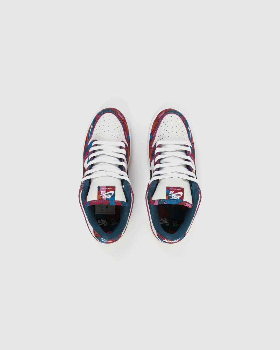Nike SB x Parra Dunk Low Pro “Abstract Art” Sneakers