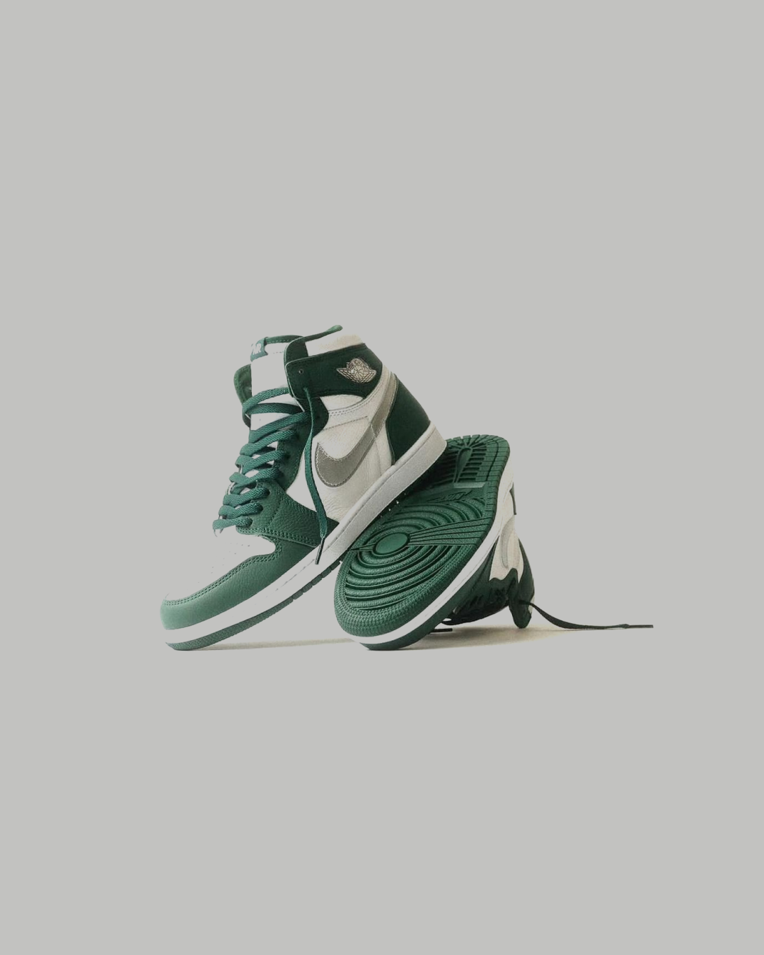 Air Jordan 1 Retro High OG “Gorge Green” Sneakers