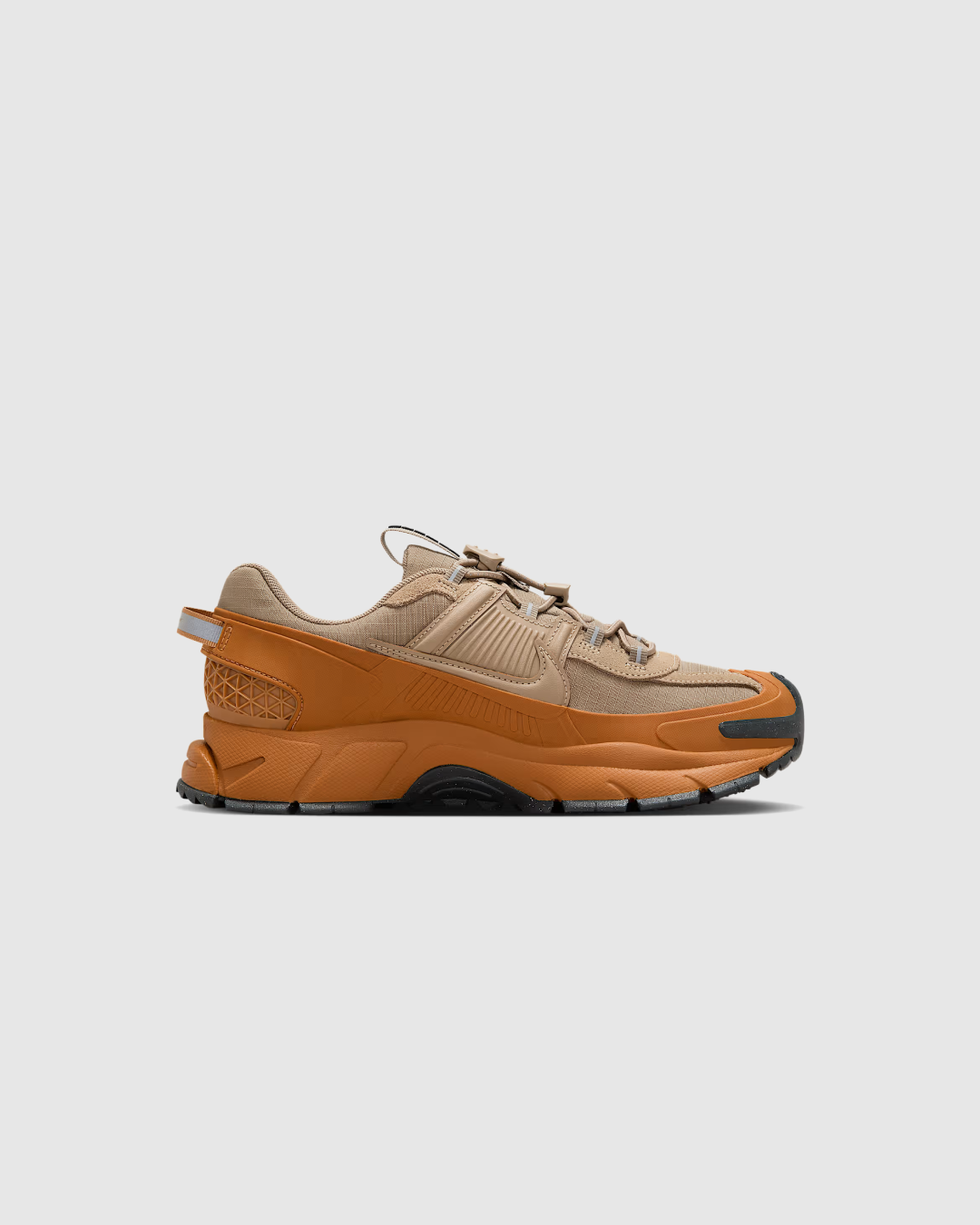 Nike Zoom Vomero Roam "Flax/Anthracite/University Gold/Khaki" Sneakers
