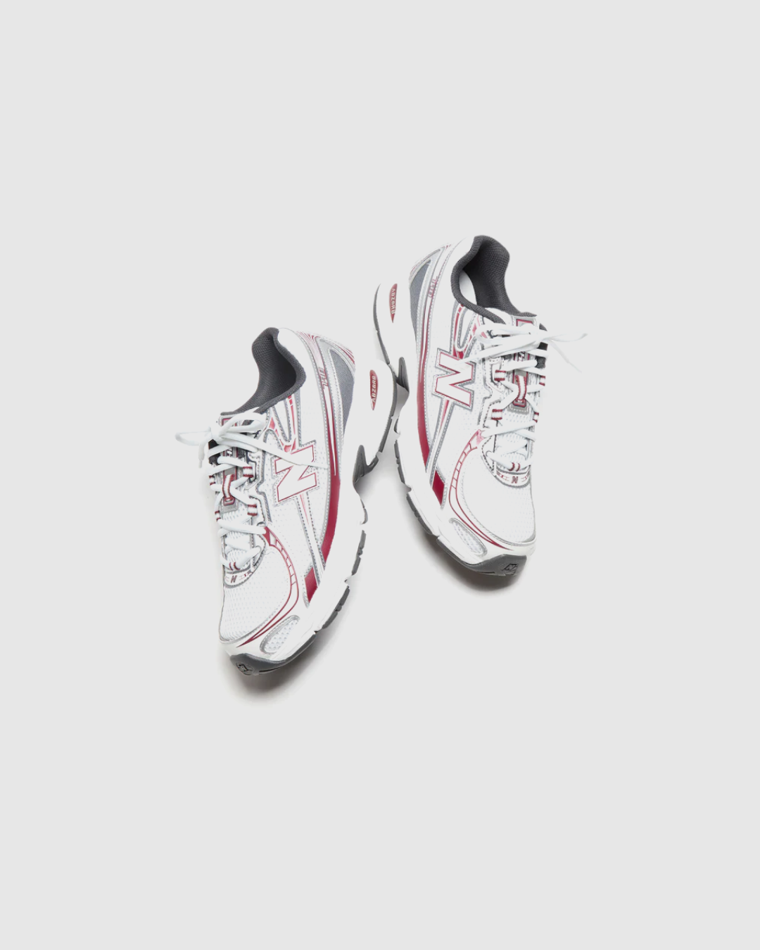 NEW BALANCE 740 MERCURY RED CASTLEROCK