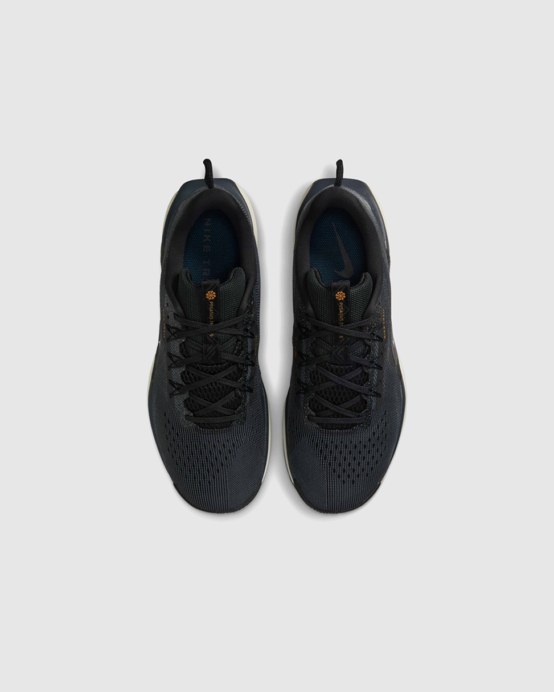 Nike React Pegasus Trail 5 Black Monarch Pale Ivory Off Noir Sneakers
