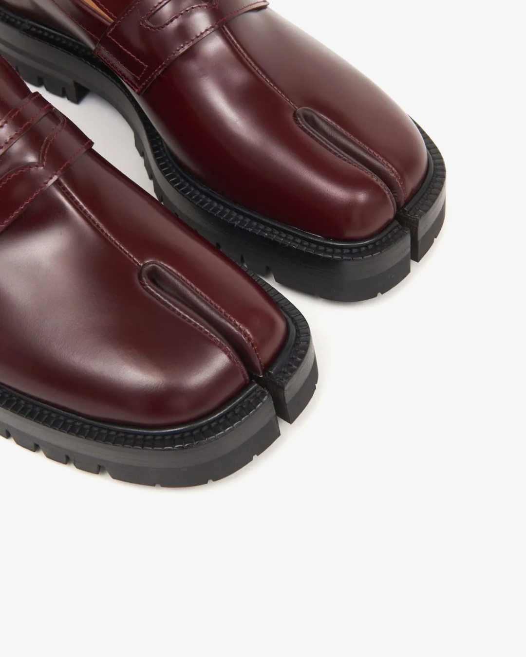 Maison Margiela Tabi 'Wine' Leather Loafers