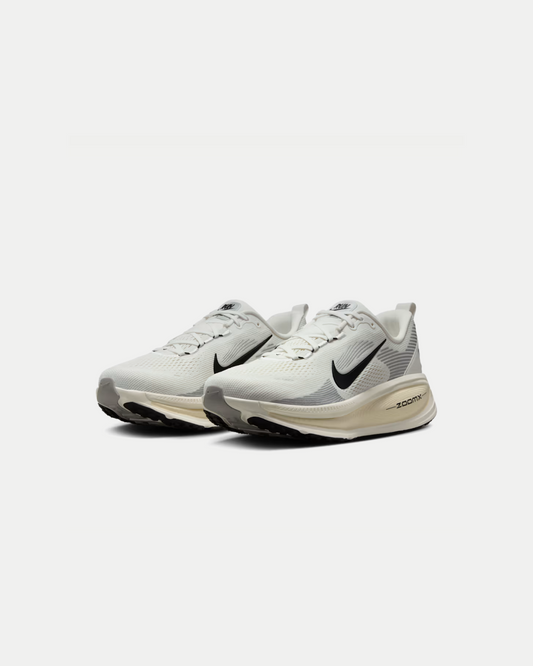 Nike Vomero 18 'Summit White/Coconut Milk/Coconut Milk/Black' Sneakers