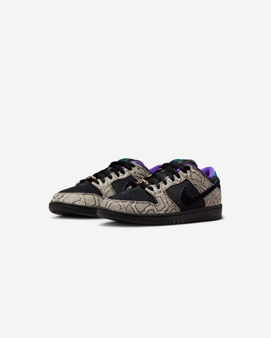 Nike SB Dunk Low x Dashawn Jordan 'Bright Spruce' Sneakers