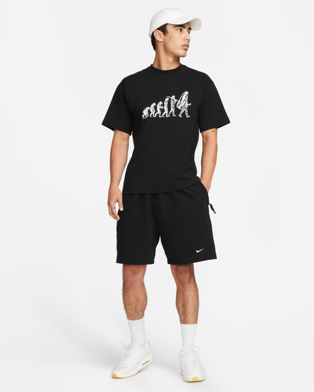 Nike Sneaker Evolution Short-Sleeve T-Shirt - Black