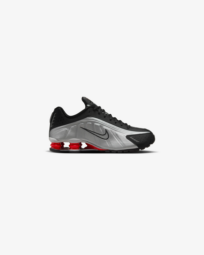 Nike Shox R4 Black Metallic Silver Sneakers