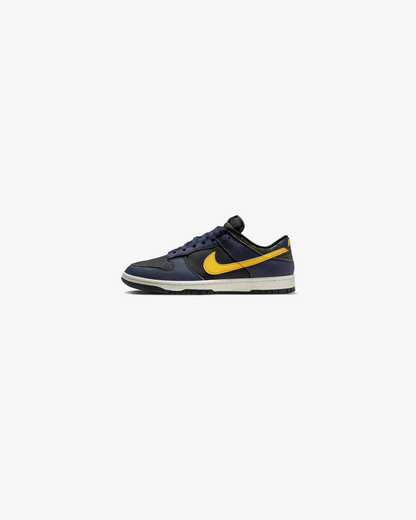 Nike SB Dunk Low Pro Vintage Michigan Sneakers