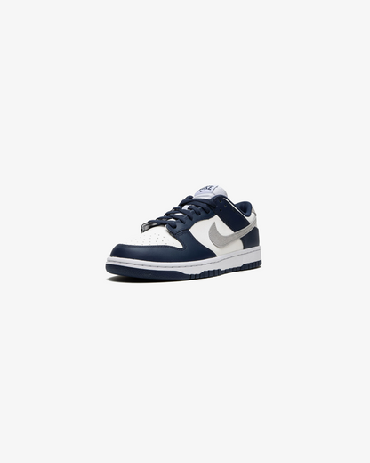 Nike SB Dunk Low “Midnight Wavy” Sneakers