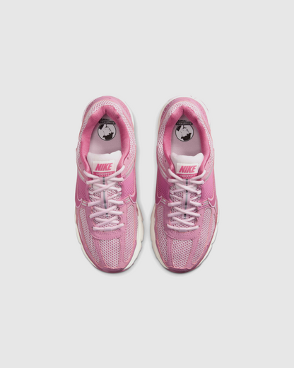 NIKE VOMERO 5 ELEMENTAL PINK