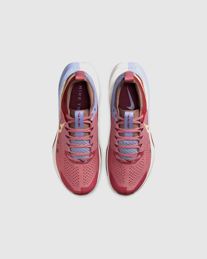 Nike Zegama 2 Trail Running Shoe in Red Stardust/Mars Stone/Lilac Ice/Alabaster