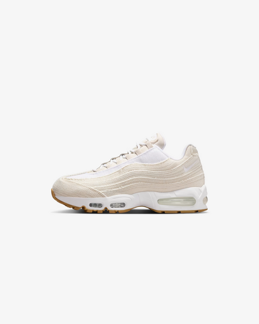 LEVI’S x Nike Air Max ‘95 OG Light Orewood Ecru