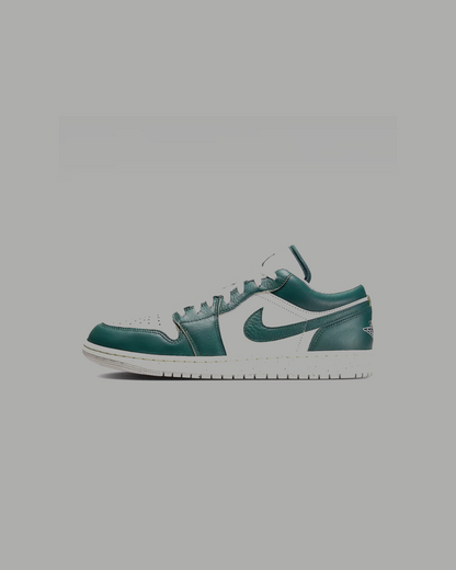 Air Jordan 1 Low SE “Oxidized Green” Sneakers