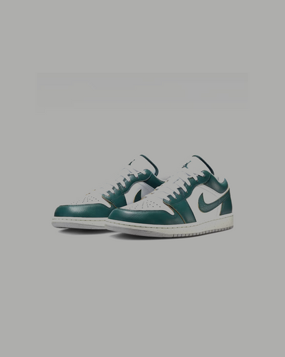 Air Jordan 1 Low SE “Oxidized Green” Sneakers