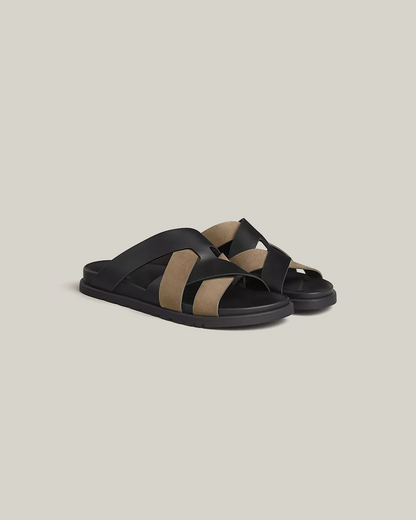 Hermès Kazimir Sandal in Noir/Étoupe