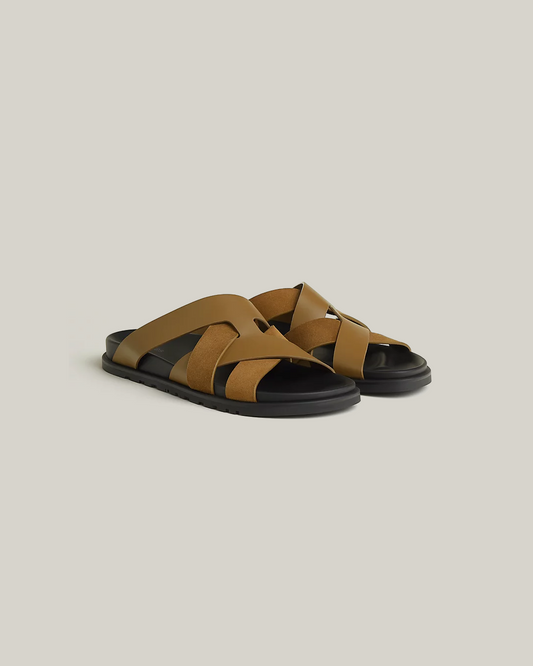 Hermès Kazimir Sandal in Brun Fumé