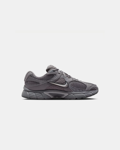 NIKE V5 RNR "Pencil Point/Atmosphere Grey" Sneakers
