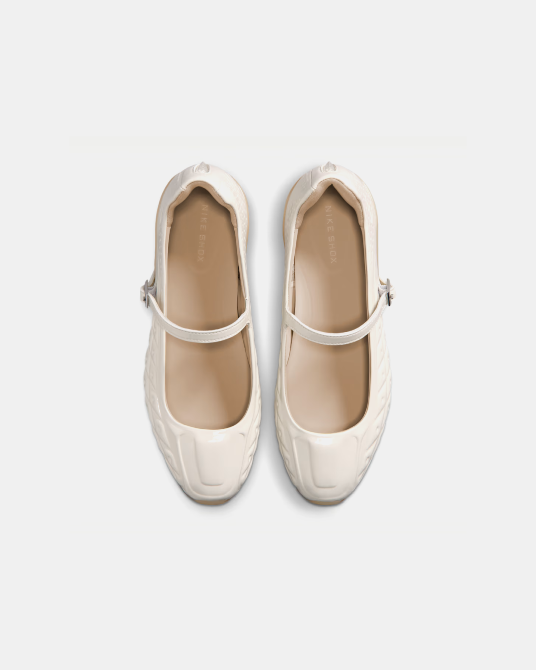 Nike Shox Z Calistra 'Pale Ivory/Oatmeal' Women's Shoe