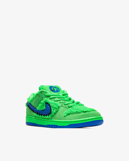 Nike x Grateful Dead SB Dunk Low "Green Bear" Sneakers