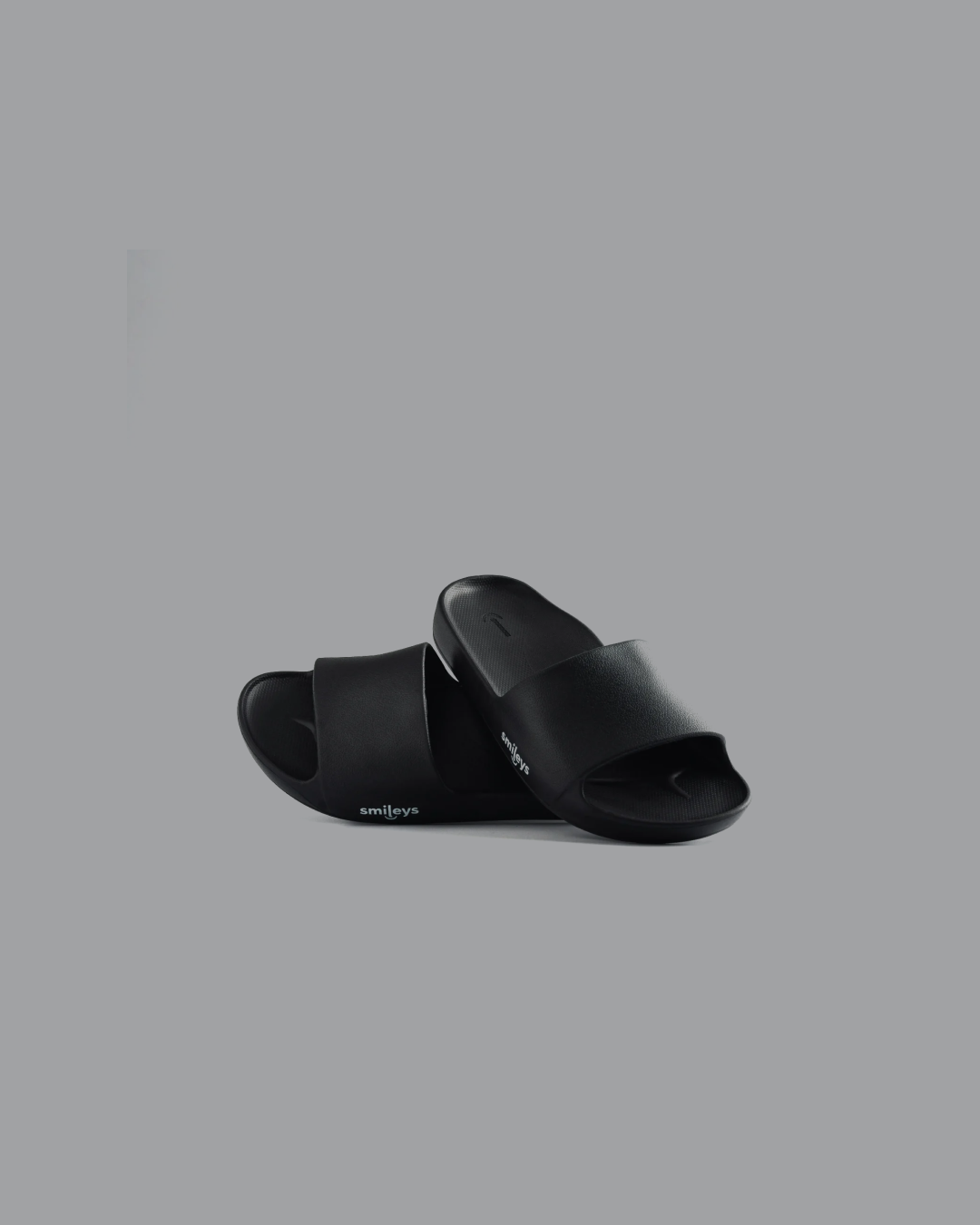 Smileys Essential 'Black' Slides