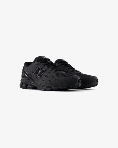 New Balance 1960R Fantomfit “Triple Black” Sneakers