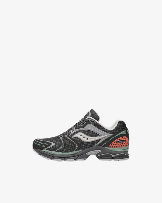 Saucony Progrid Triumph 4 Low-Top 'Black/Grey' Sneakers