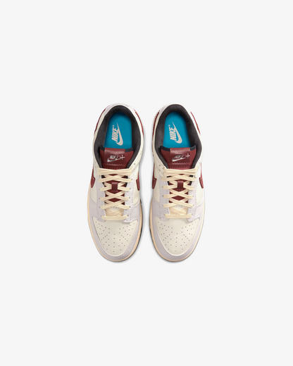 Nike Sb Dunk Low ’Soft Pearl Dark Pony’ Sneakers