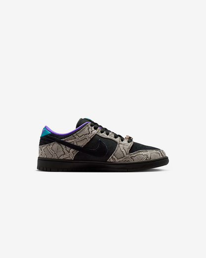 Nike SB Dunk Low x Dashawn Jordan 'Bright Spruce' Sneakers