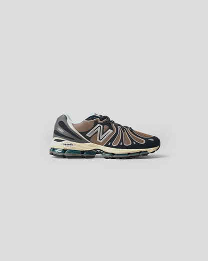 New Balance 1890 'Outerspace/Mushroom' Sneakers