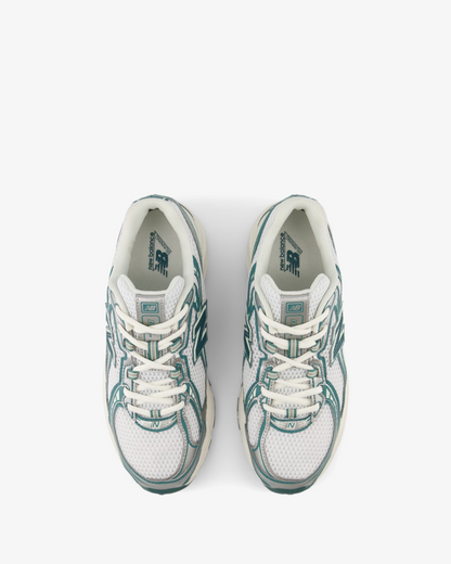 New Balance 740 GR2 'White Marsh Green' Sneakers