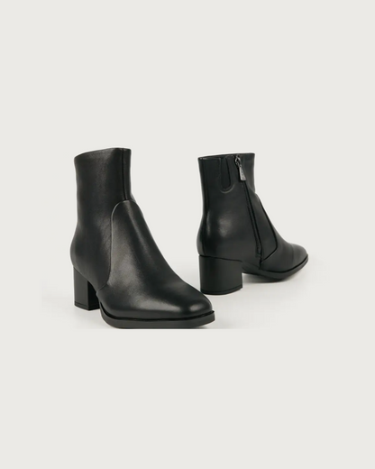 Heeled Leather Ankle Boot in Black